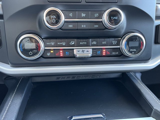 Used 2023 Ford Expedition Max XLT image 53