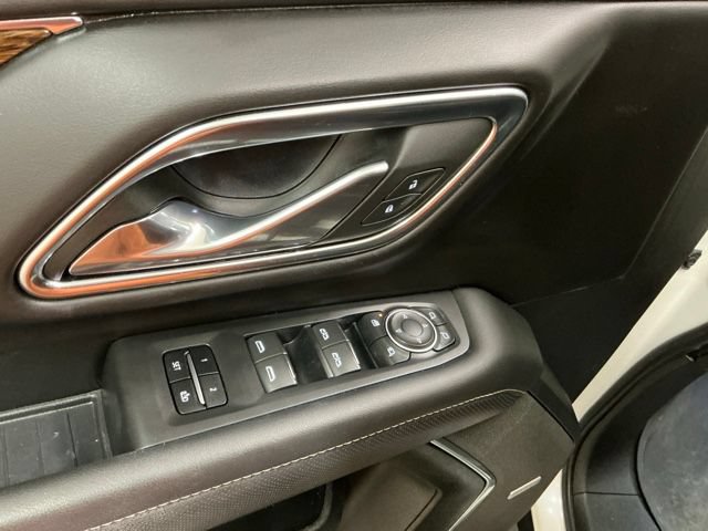 Used 2023 Chevrolet Tahoe Premier w/ Advanced Technology Package AWD/4WD image 15
