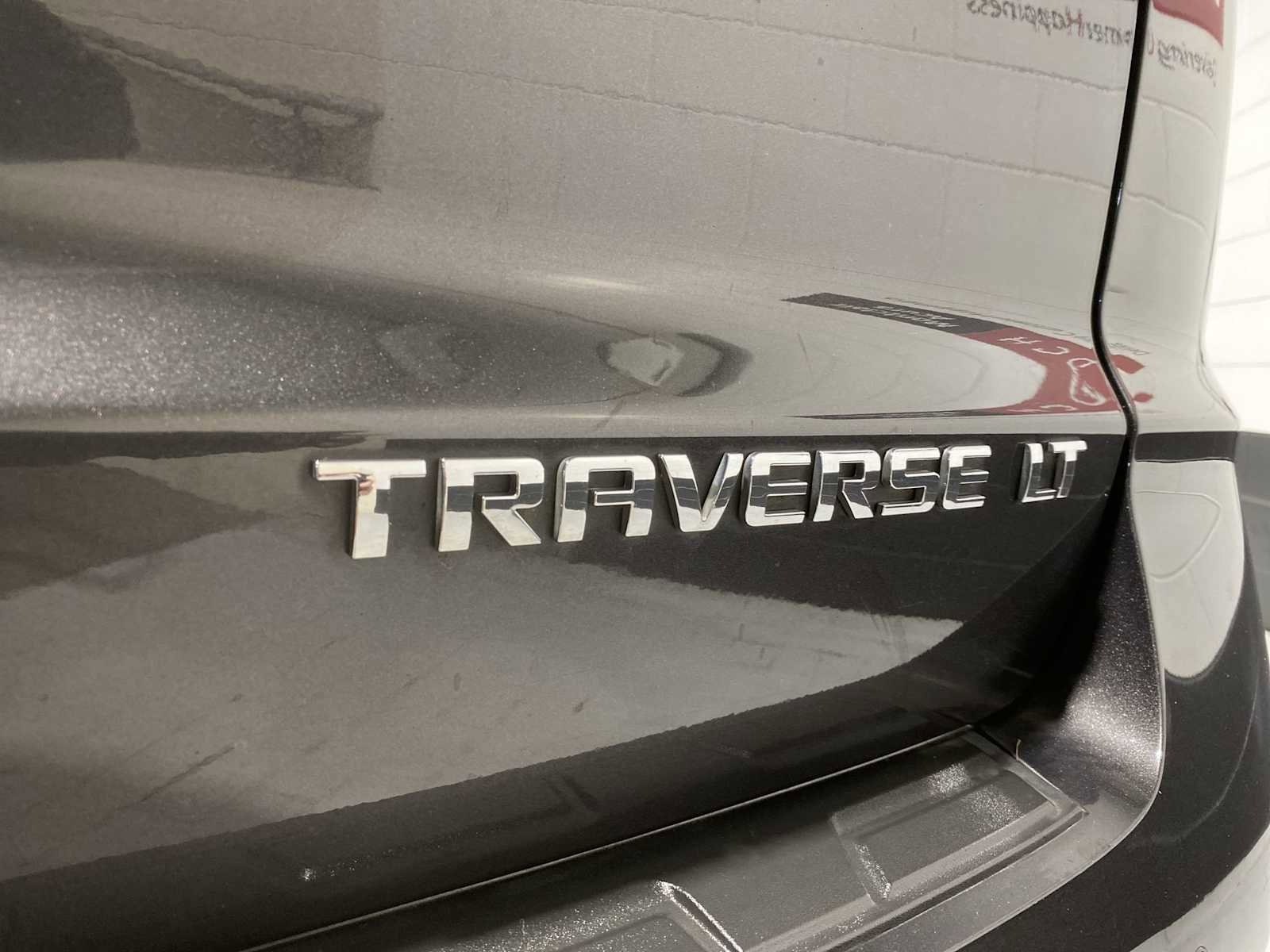 Used 2016 Chevrolet Traverse LT w/ Style and Technology Package image 7