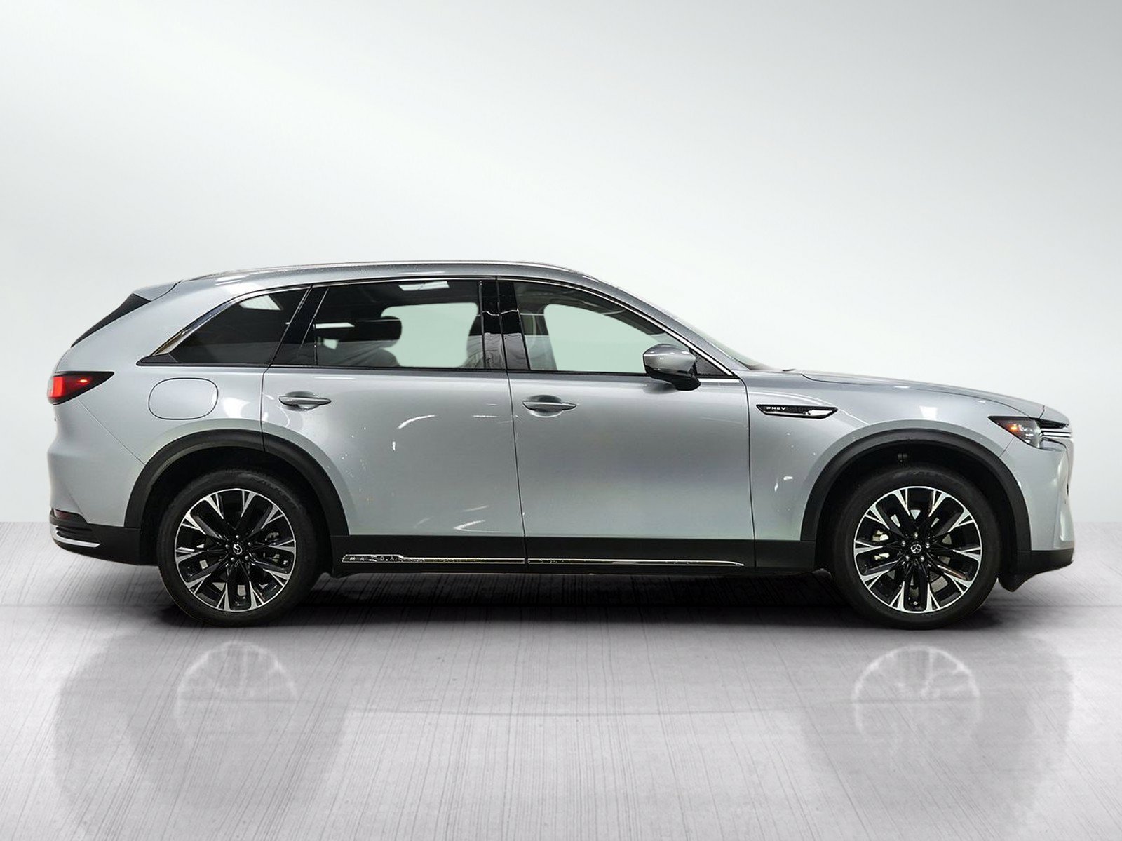 Used 2024 MAZDA CX-90 Plug-In Hybrid w/ Premium Plus AWD/4WD image 6