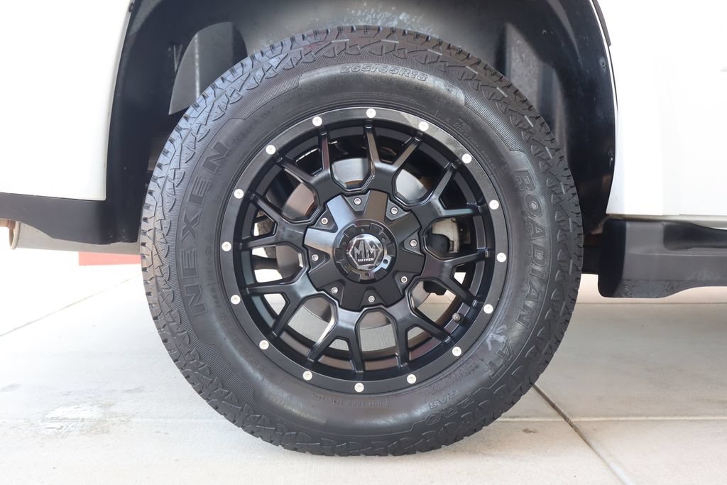 Used 2012 Chevrolet Tahoe 4WD Hybrid image 12