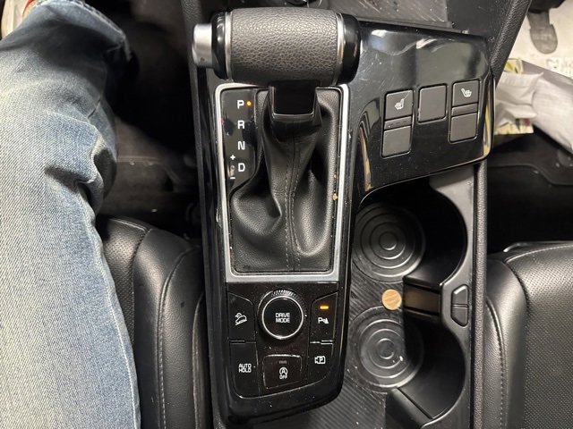 Used 2024 Kia Sportage EX image 9