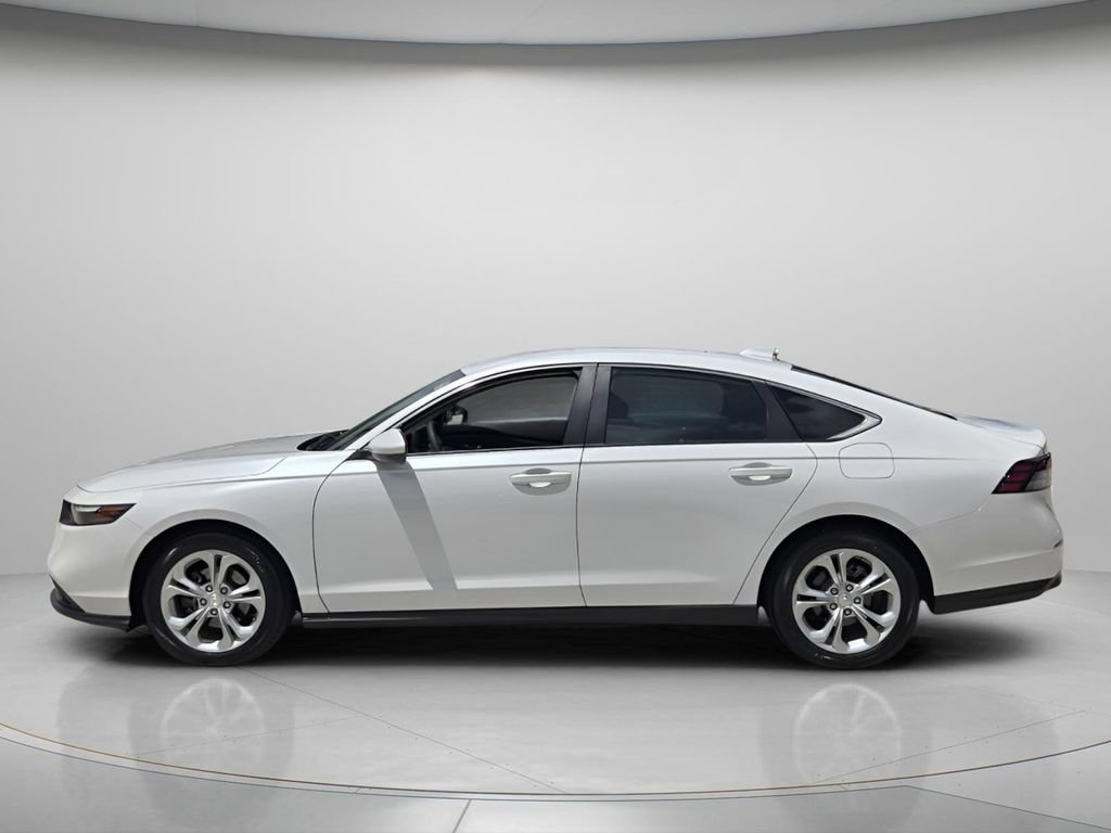 Used 2023 Honda Accord LX image 4