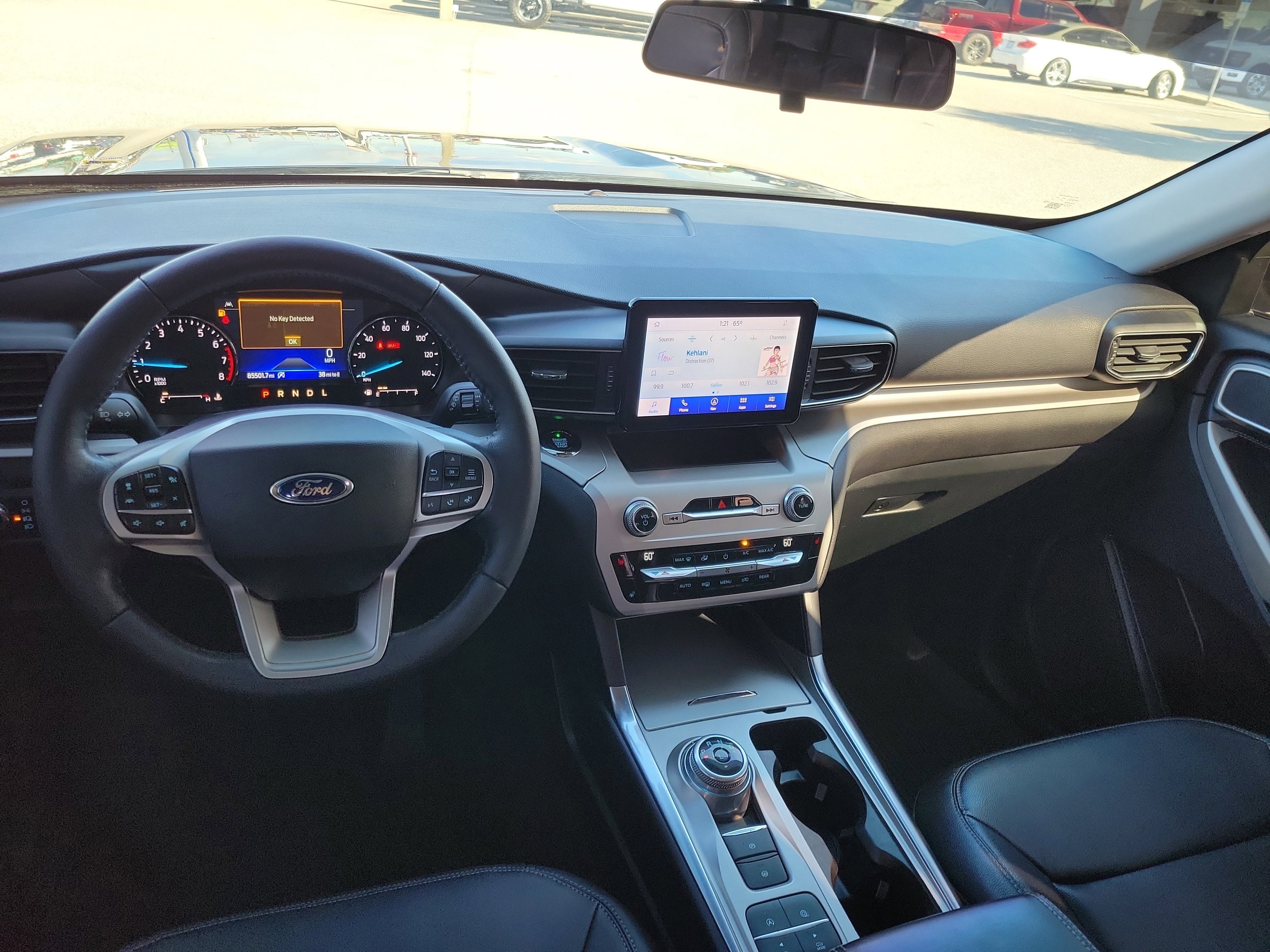 Certified 2021 Ford Explorer XLT w/ Equipment Group 202A image 21