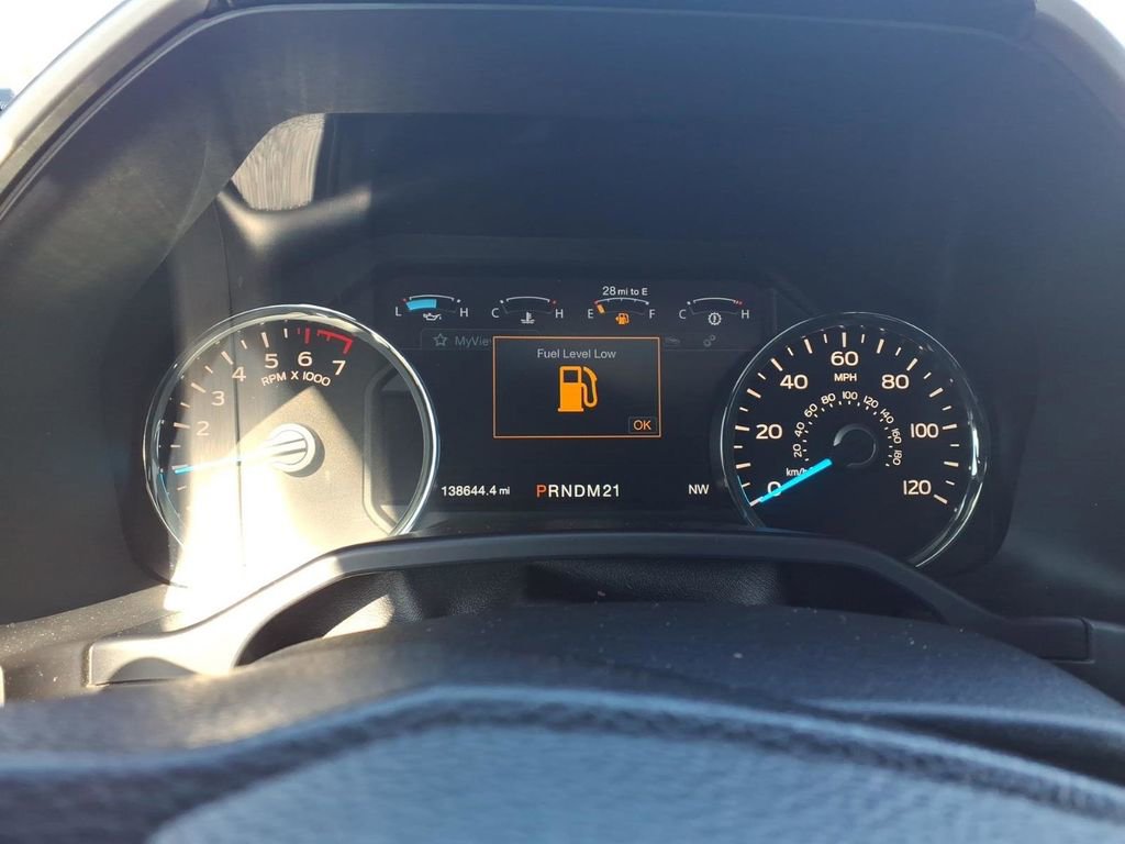 Used 2016 Ford F150 Lariat image 17