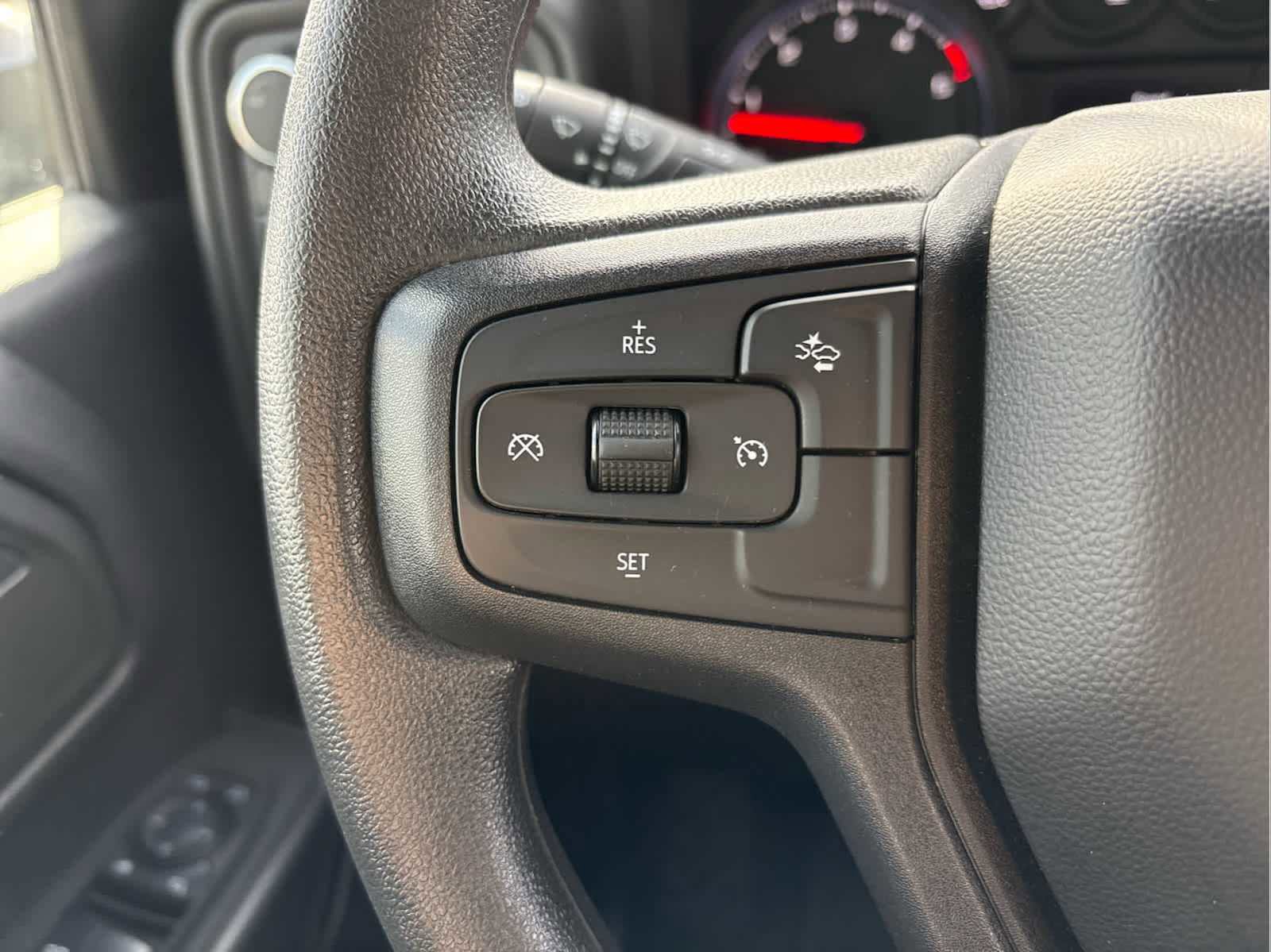 Used 2025 Chevrolet Silverado 2500 Custom w/ Custom Value Package image 26