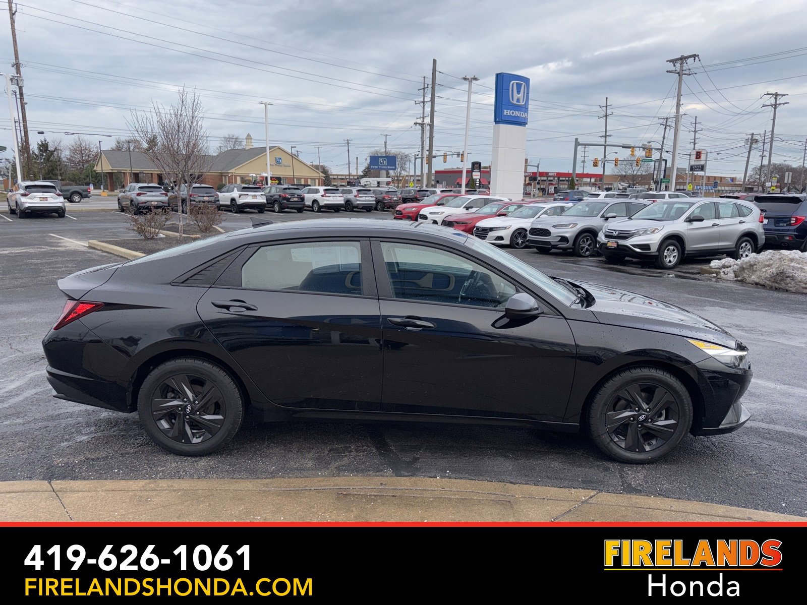 Used 2022 Hyundai Elantra SEL w/ Convenience Package image 6