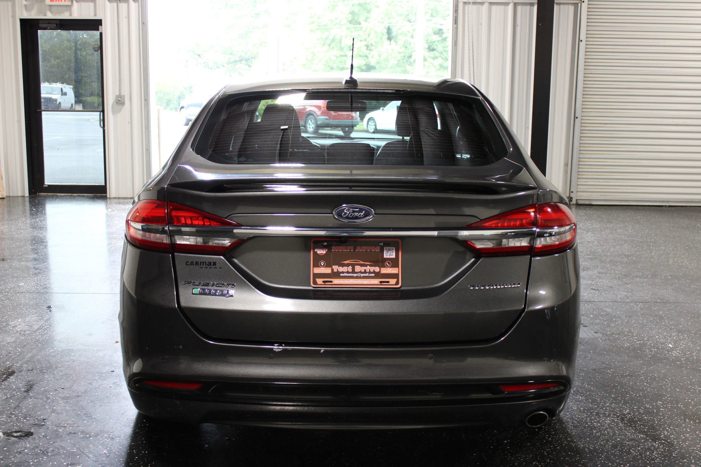 Used 2017 Ford Fusion Energi Titanium FWD image 5