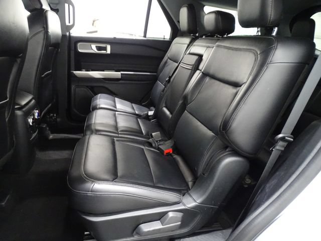 Used 2023 Ford Explorer Limited AWD/4WD image 13