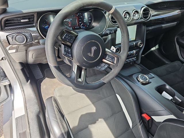 Used 2020 Ford Mustang Shelby GT500 w/ Technology Package RWD image 11