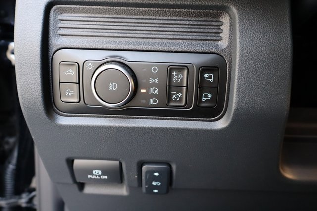 New 2026 Ford F250 Lariat w/ Chrome Package image 33