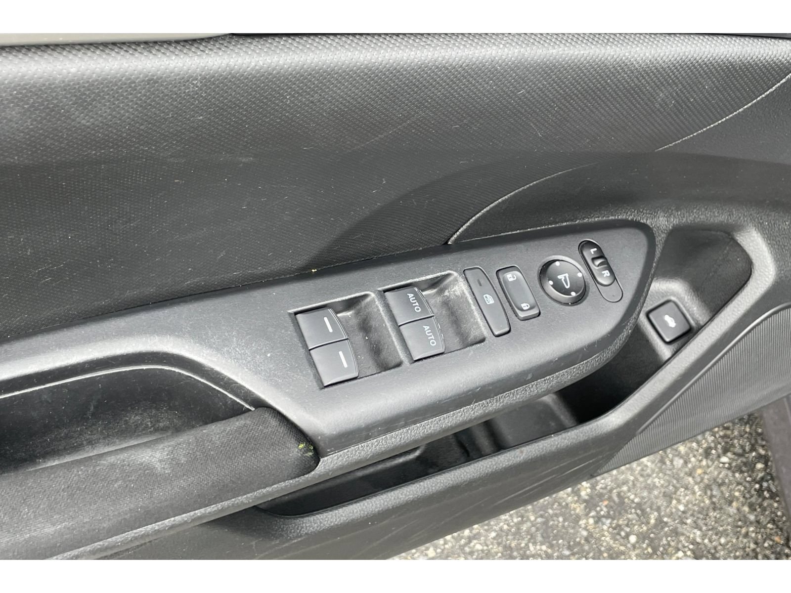 Used 2020 Honda Civic LX image 11