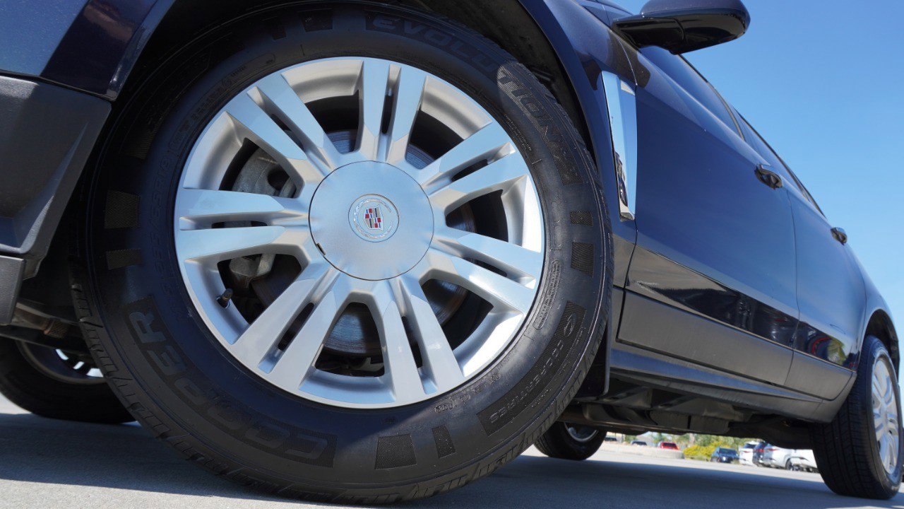 Used 2015 Cadillac SRX Luxury w/ Driver Awareness Package image 10