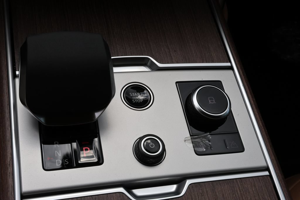 New 2027 Land Rover Range Rover SE AWD/4WD image 19