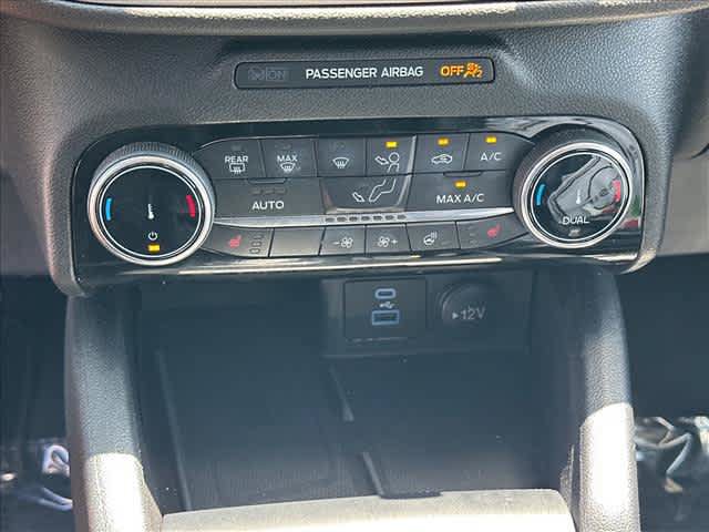 Used 2022 Ford Escape SEL w/ Technology Package AWD/4WD image 26