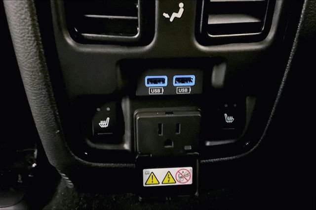 Used 2023 Dodge Durango GT image 16