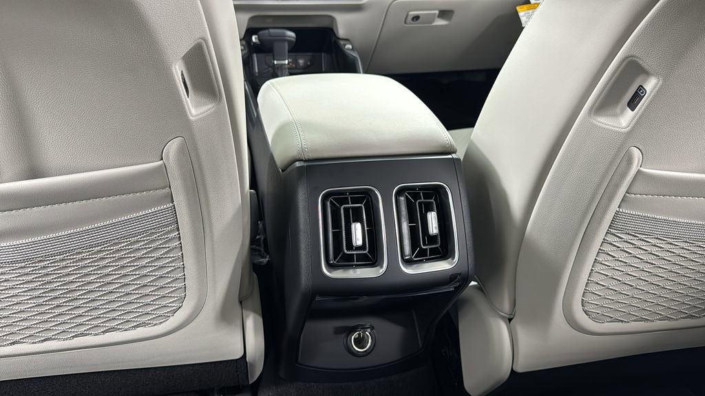 New 2025 Kia Sorento S image 36