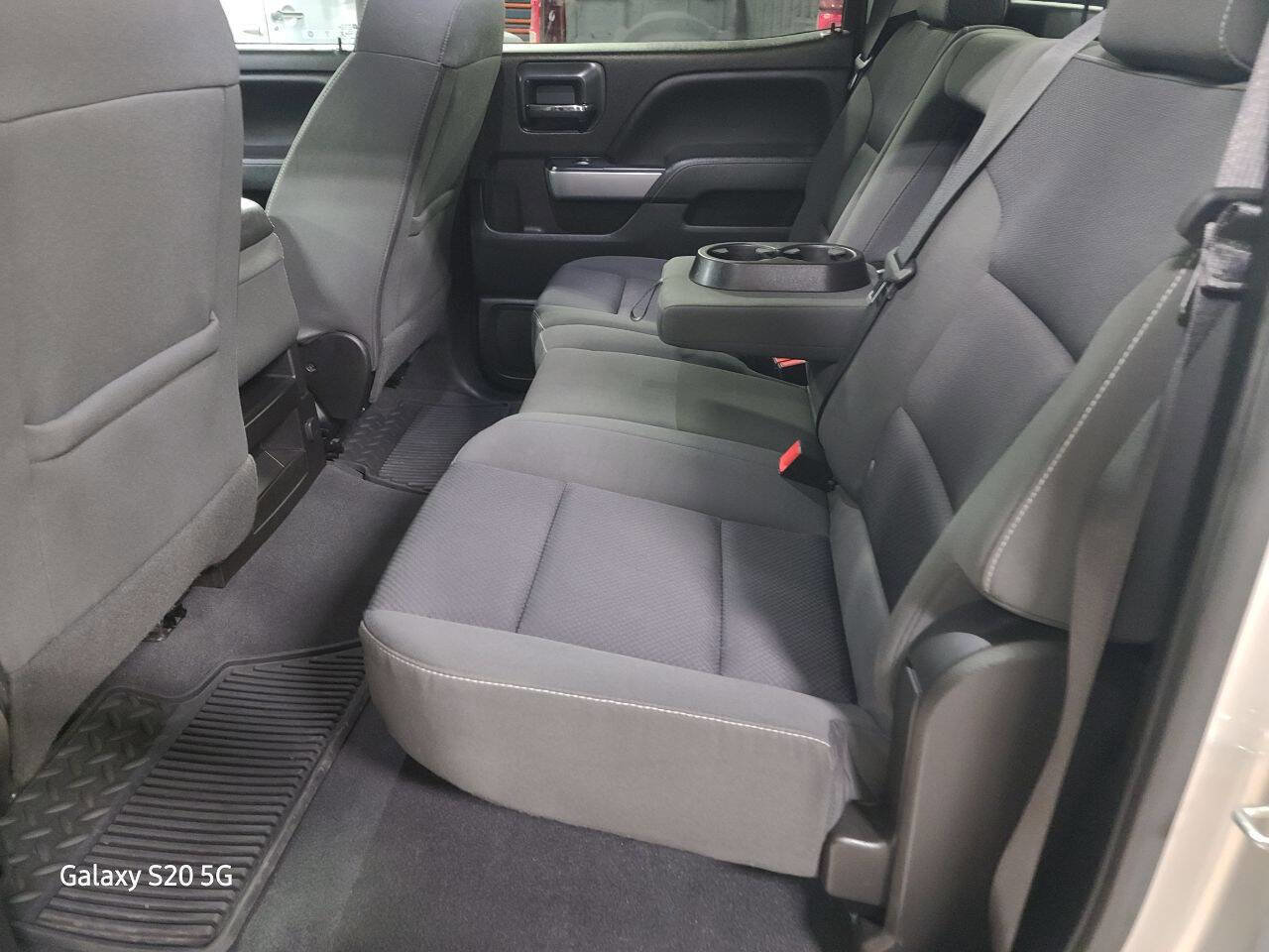 Used 2018 Chevrolet Silverado 1500 LT w/ All Star Edition image 19
