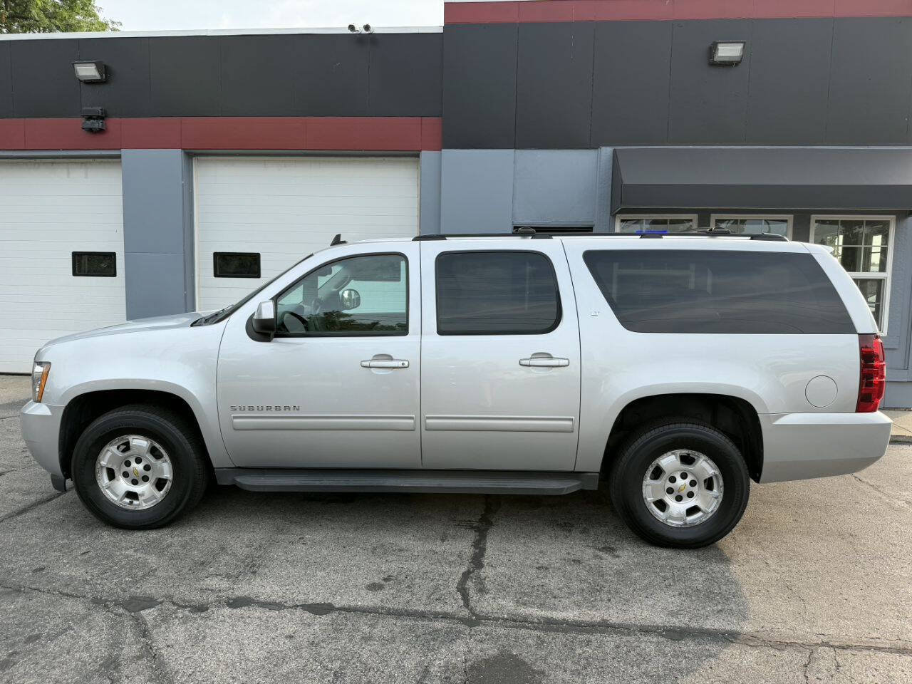 Used 2012 Chevrolet Suburban LT w/ Luxury Package