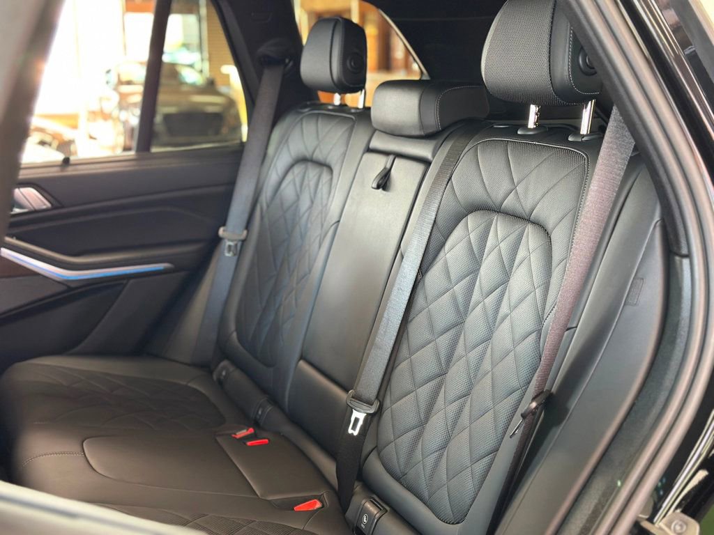 Used 2023 BMW X5 xDrive45e w/ Executive Package image 35