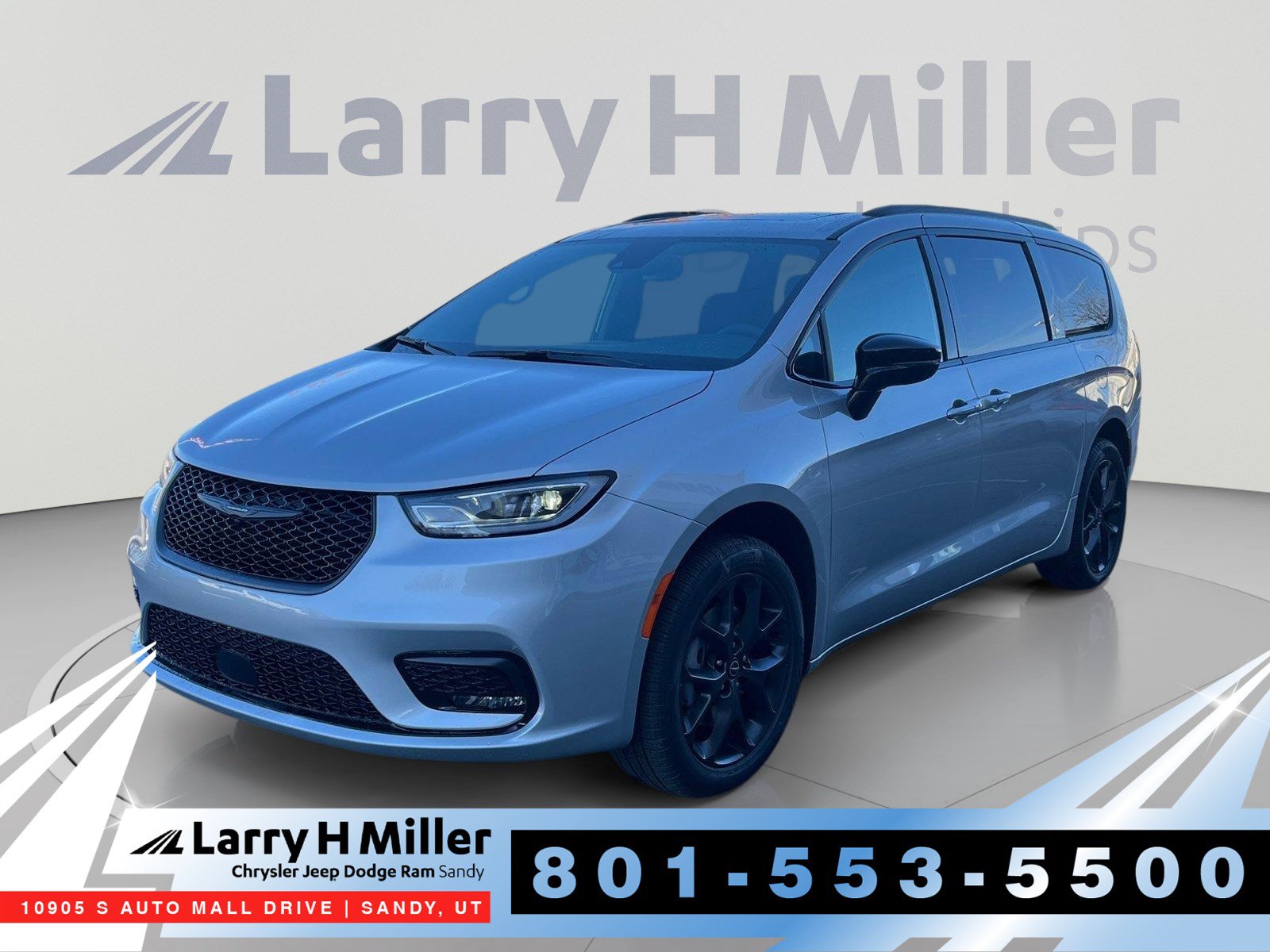 New 2026 Chrysler Pacifica Limited w/ S Appearance Package