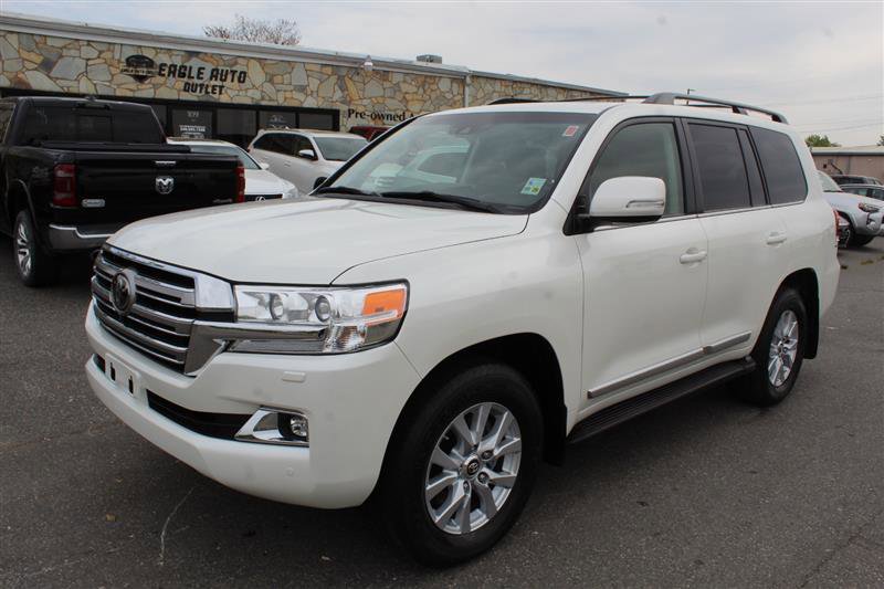 Used 2016 Toyota Land Cruiser AWD/4WD image 3