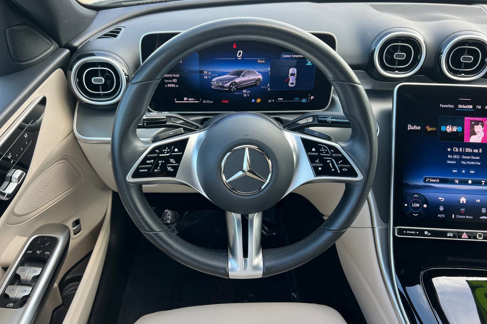 Used 2025 Mercedes-Benz C 300 4MATIC Sedan image 16