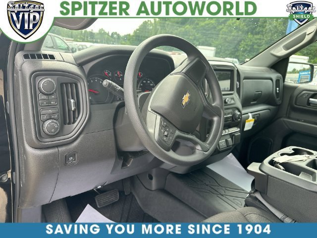 New 2026 Chevrolet Silverado 1500 Custom w/ Turbomax Blackout Package AWD/4WD image 12