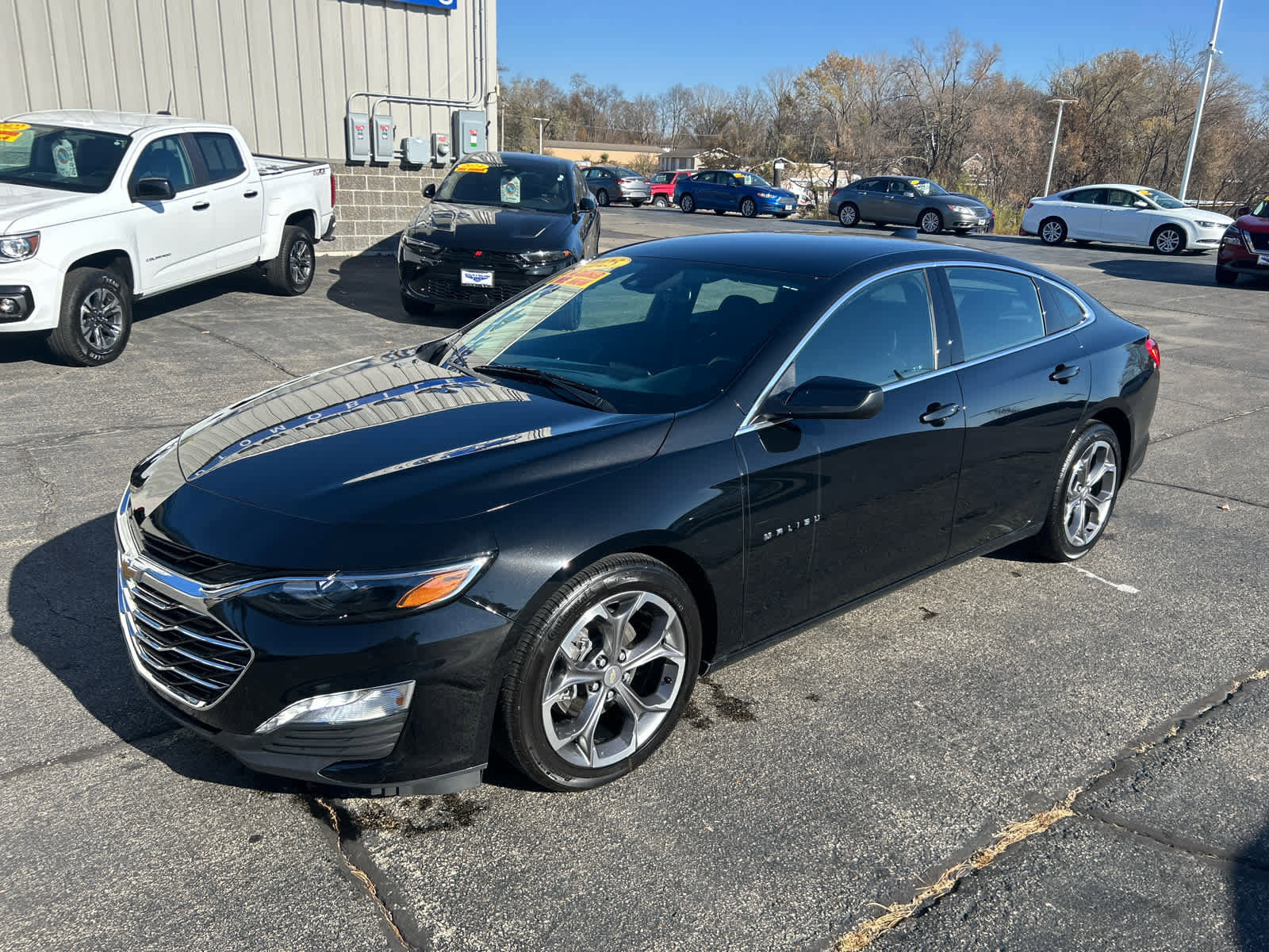 Used 2025 Chevrolet Malibu LT image 7