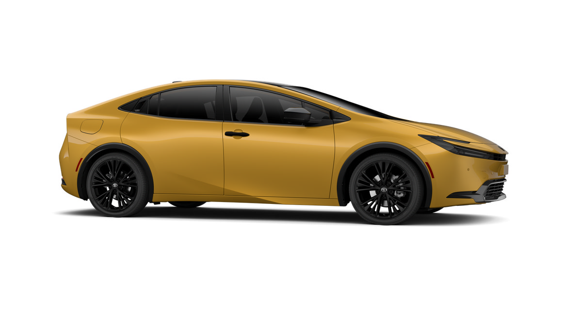 New 2027 Toyota Prius Plug-In Hybrid FWD image 15