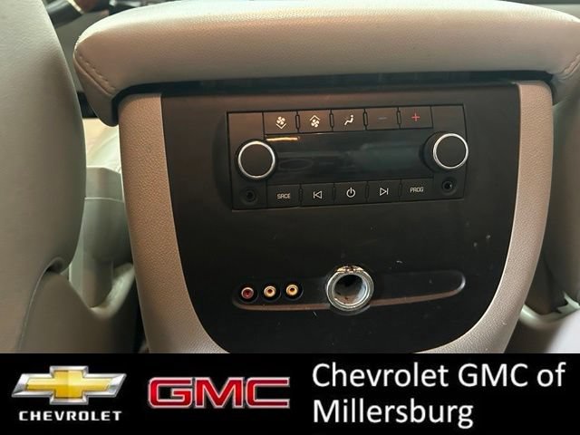 Used 2008 GMC Yukon XL SLT w/ SLT Preferred Equipment Group AWD/4WD image 23