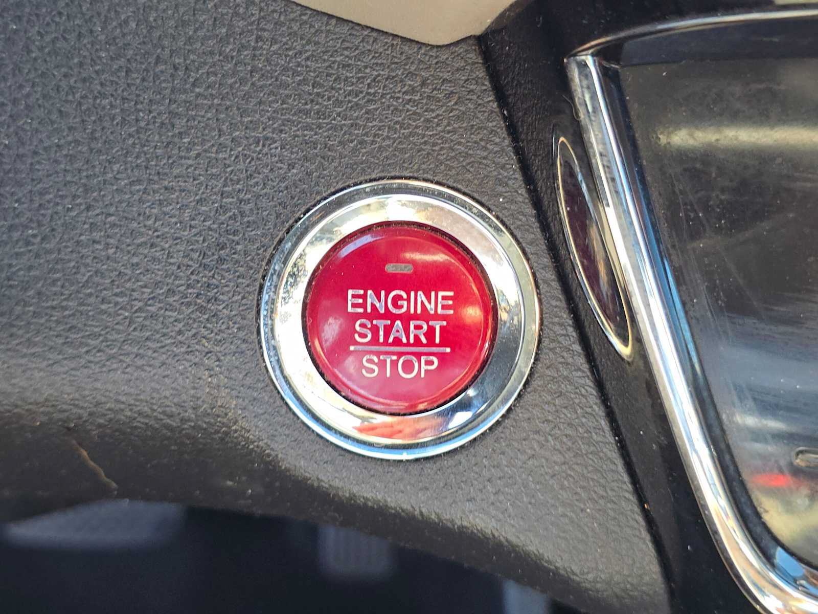 Used 2018 Honda HR-V EX image 30