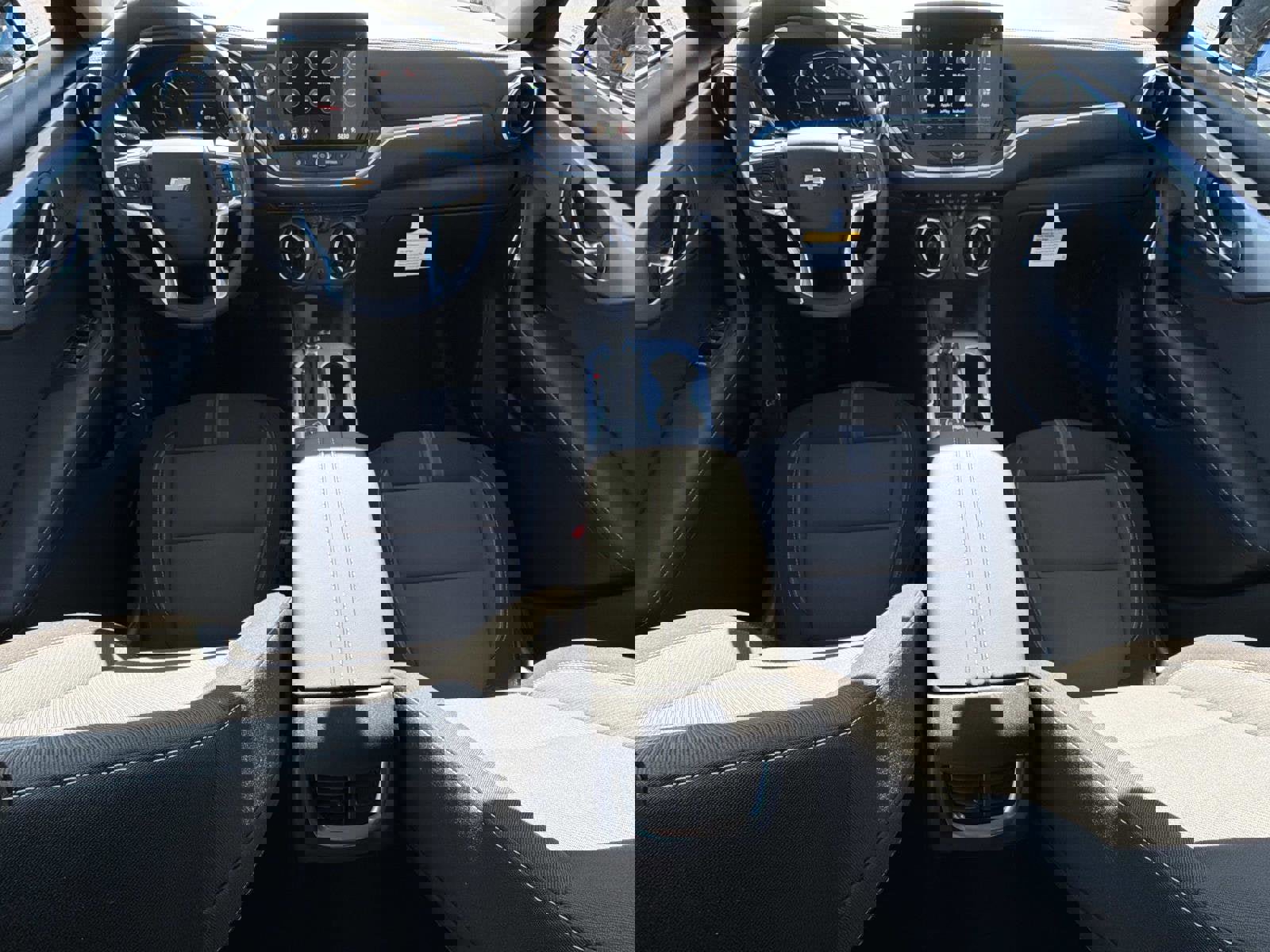 New 2026 Chevrolet Blazer LT w/ Convenience Package image 2