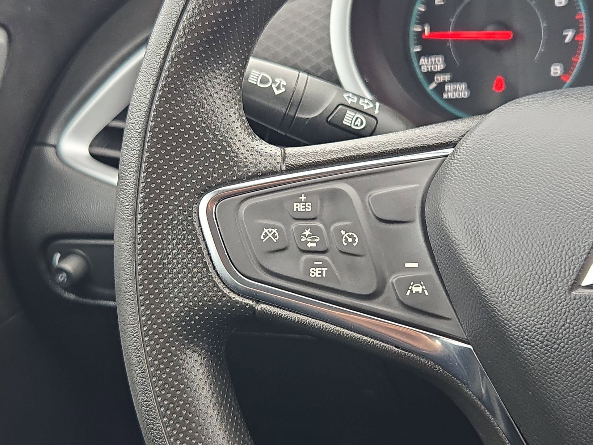 Used 2024 Chevrolet Malibu LT FWD image 17