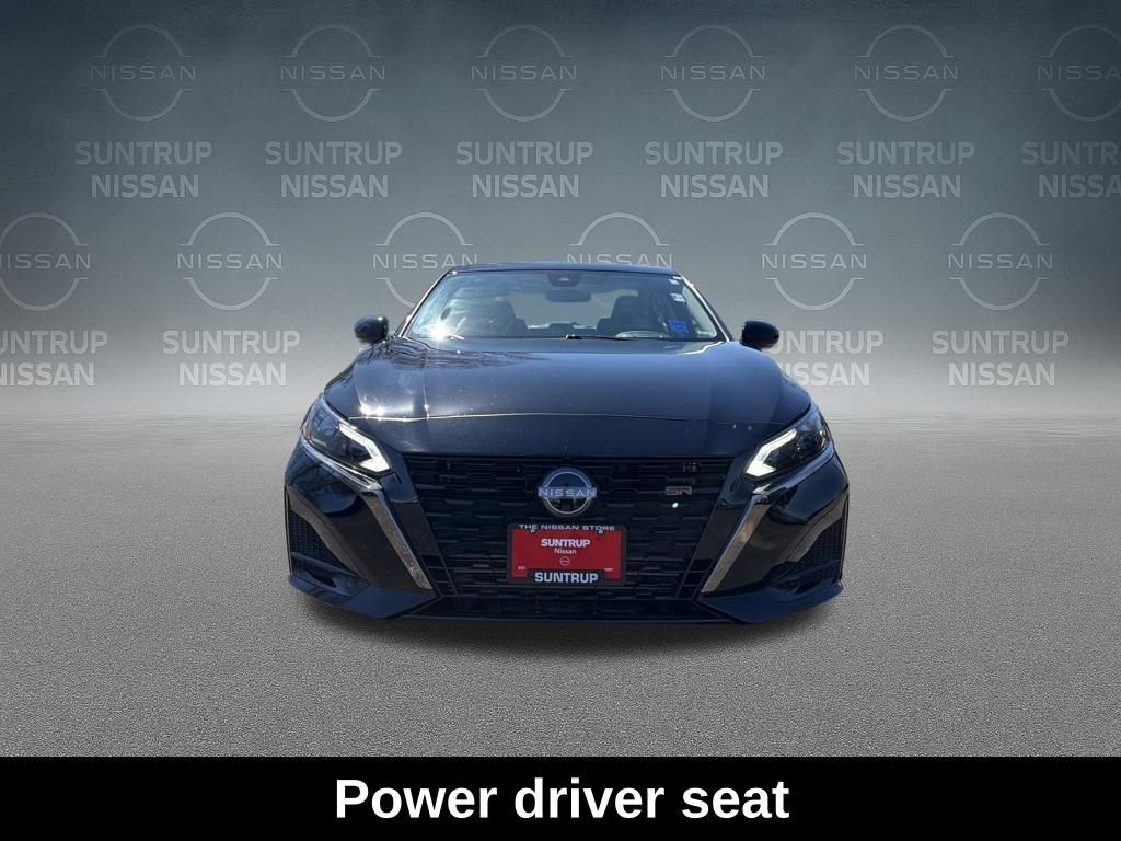 Used 2024 Nissan Altima 2.0 SR image 10