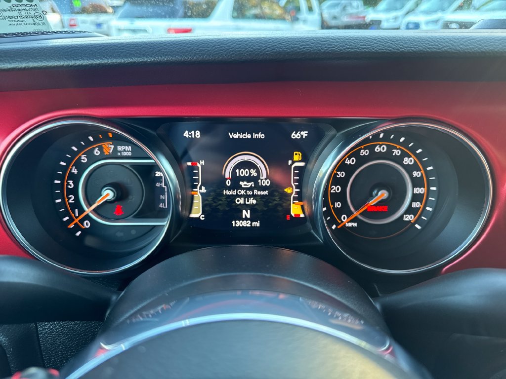 Used 2023 Jeep Gladiator Rubicon w/ Cold Weather Group AWD/4WD image 18