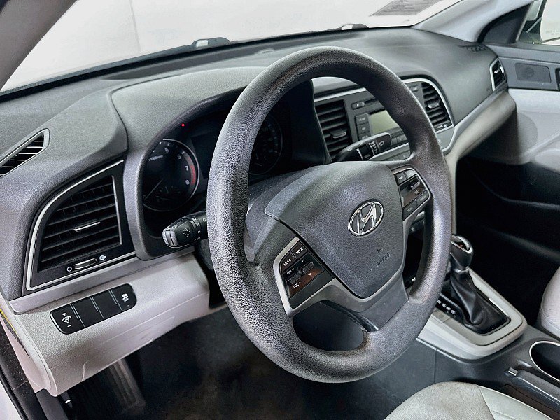 Used 2017 Hyundai Elantra SE FWD image 9