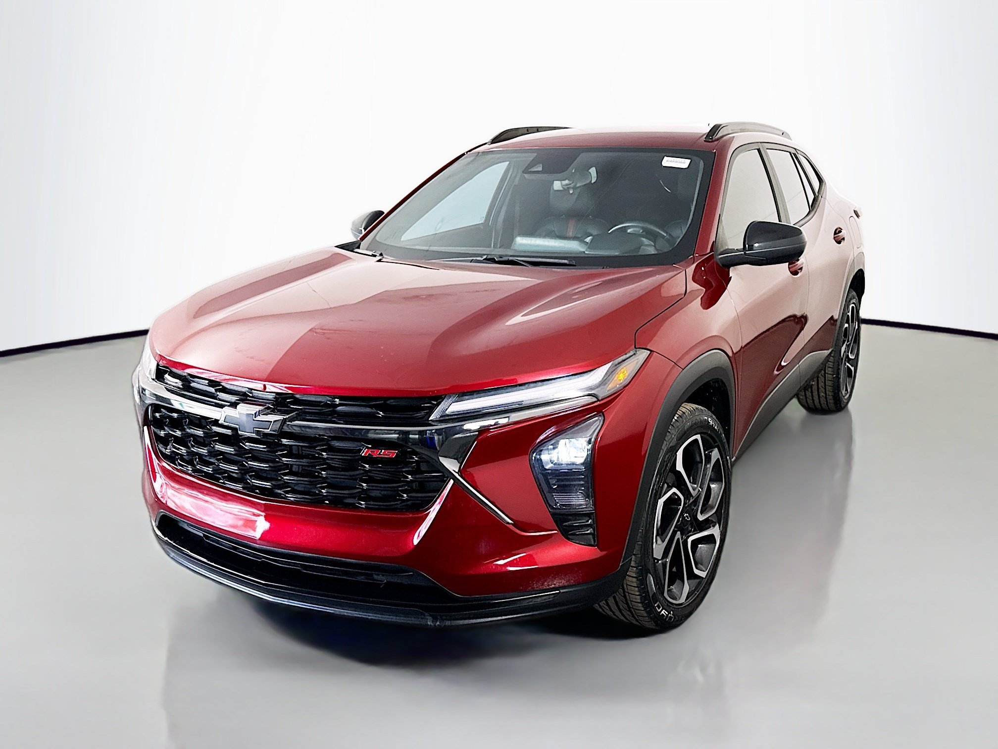 Used 2024 Chevrolet Trax RS w/ Driver Confidence Package FWD image 4
