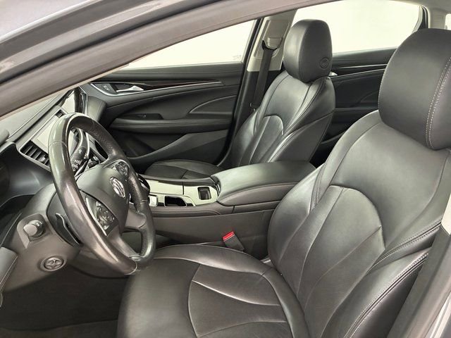 Used 2019 Buick LaCrosse Essence image 12