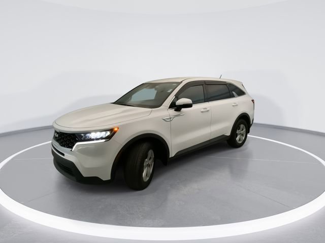 Used 2023 Kia Sorento LX image 8