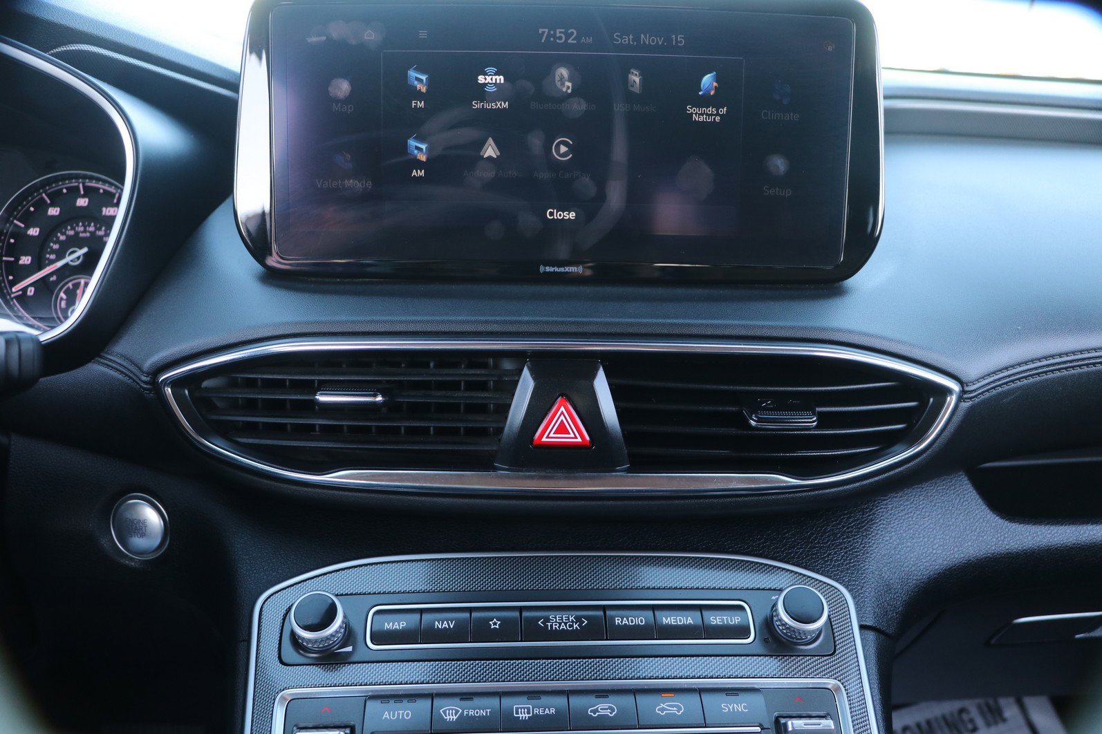 Used 2023 Hyundai Santa Fe SEL image 21