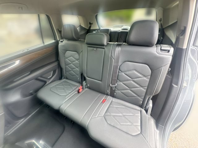New 2026 Volkswagen Atlas SE FWD image 25