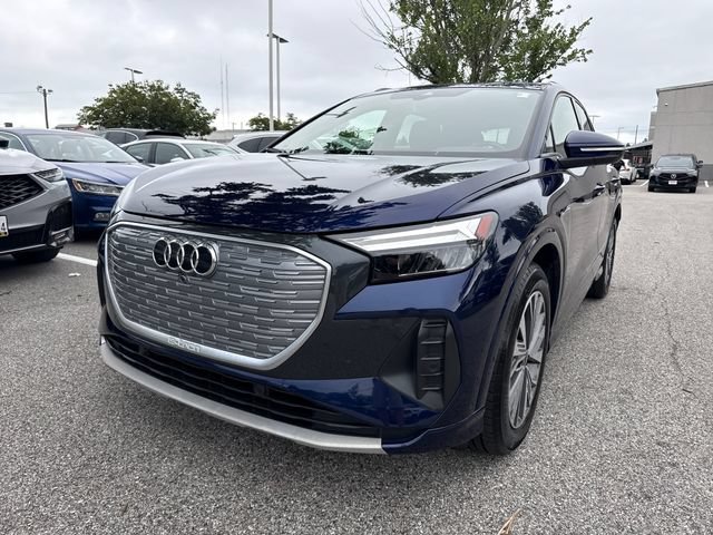 Used 2023 Audi Q4 e-tron Premium Plus w/ Premium Plus RWD image 2