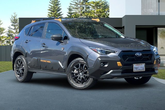 Used 2024 Subaru Crosstrek 2.5i Wilderness AWD/4WD image 2