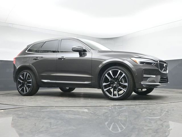 Used 2023 Volvo XC60 B5 Ultimate FWD image 35