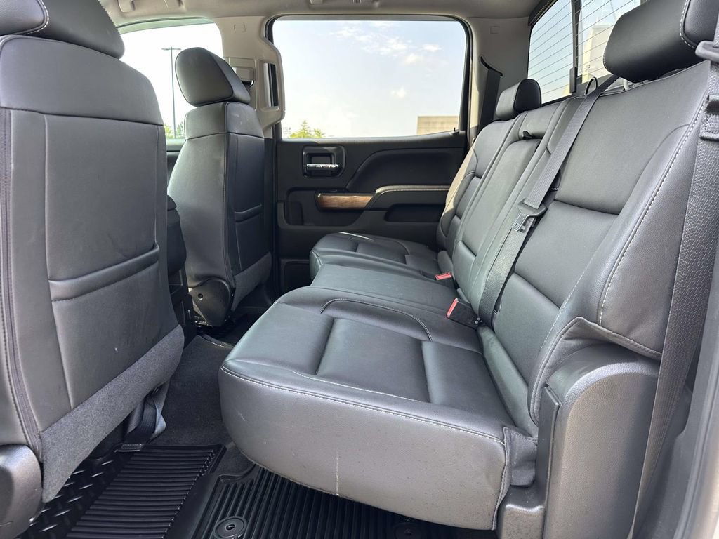 Used 2019 Chevrolet Silverado 2500 LTZ RWD image 9