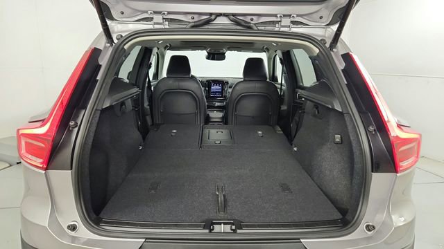 Certified 2026 Volvo XC40 B5 Ultra w/ Climate Package AWD/4WD image 43