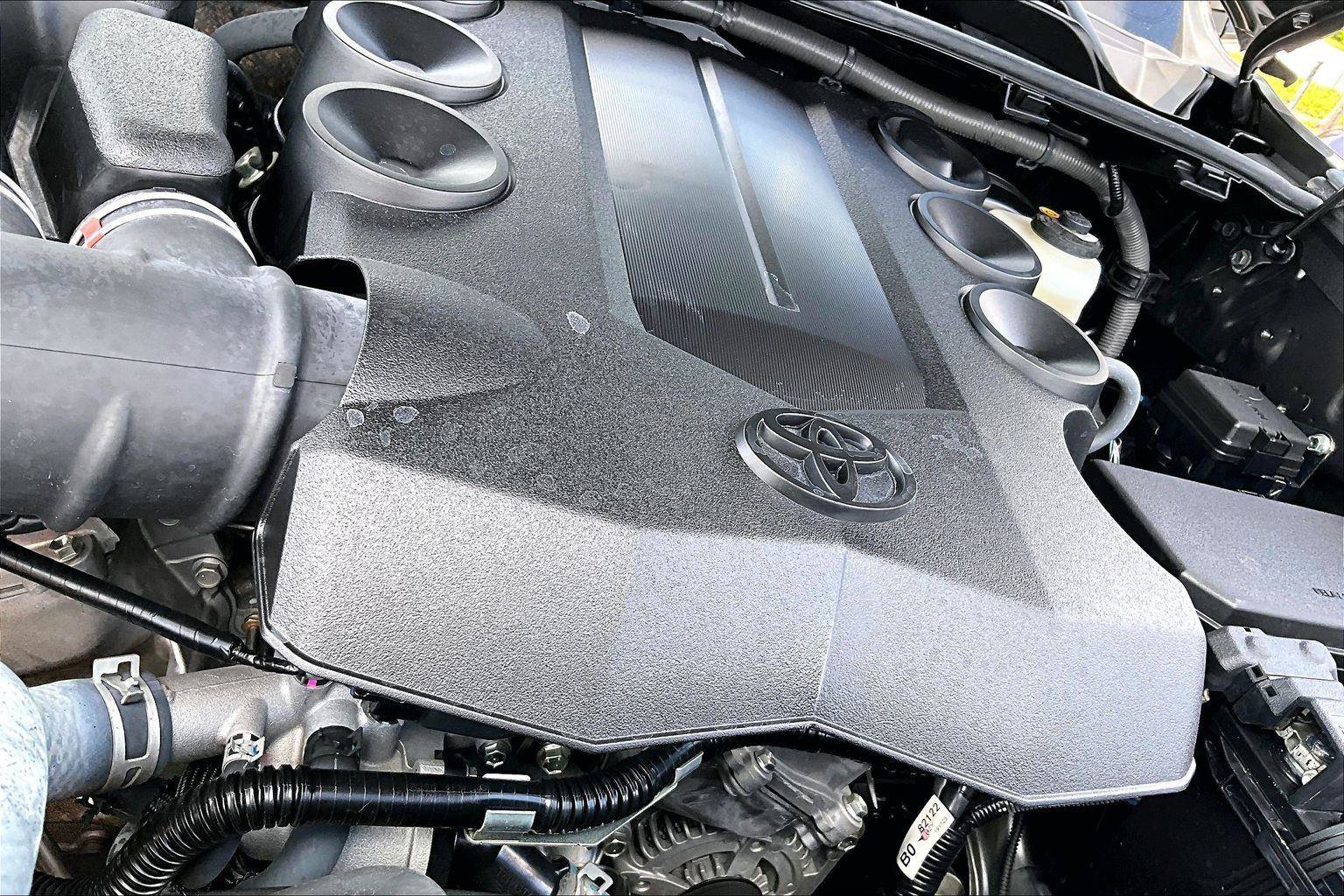 Used 2020 Toyota 4Runner Limited RWD image 34
