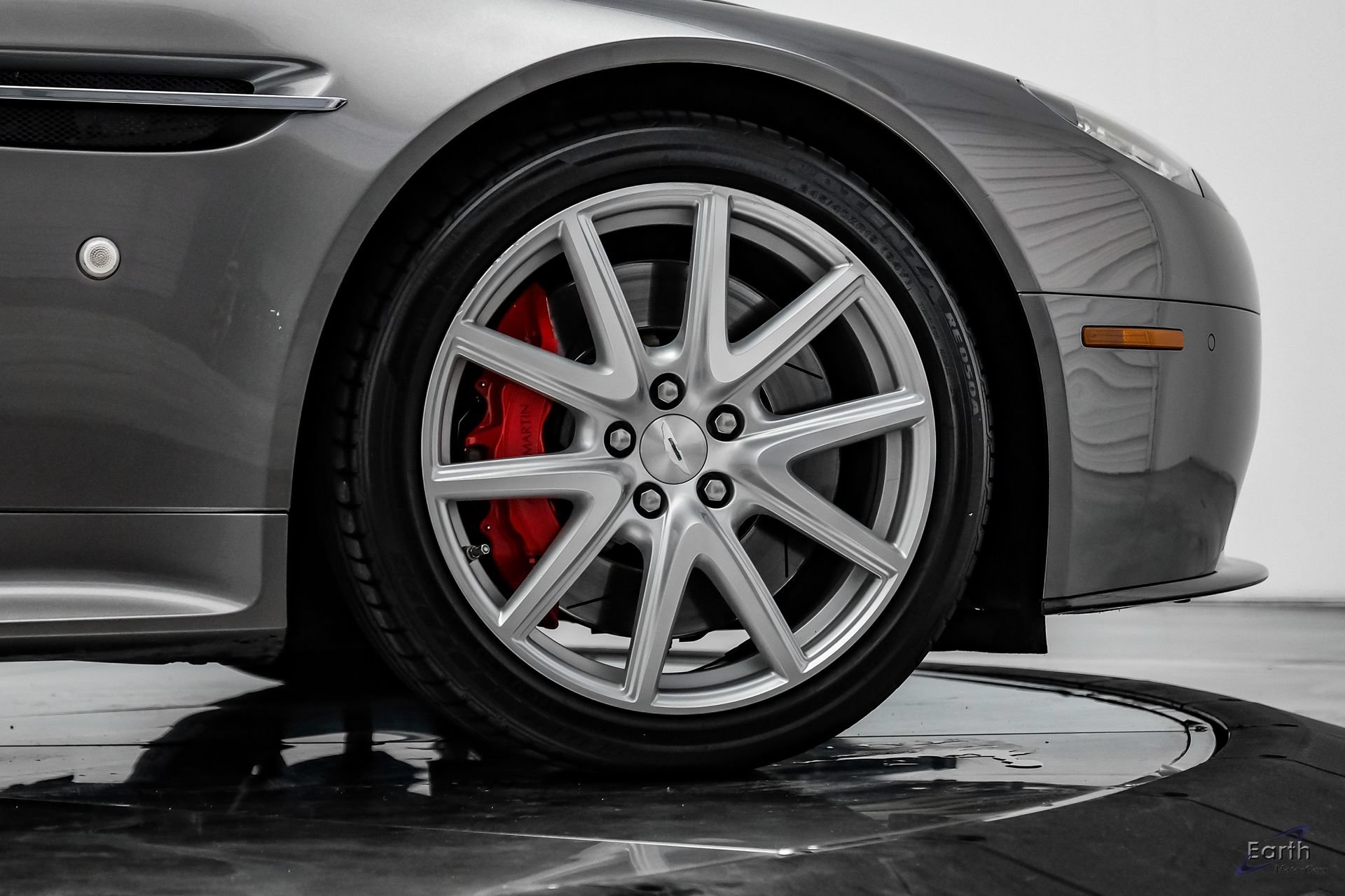 Used 2014 Aston Martin V8 Vantage S RWD image 87