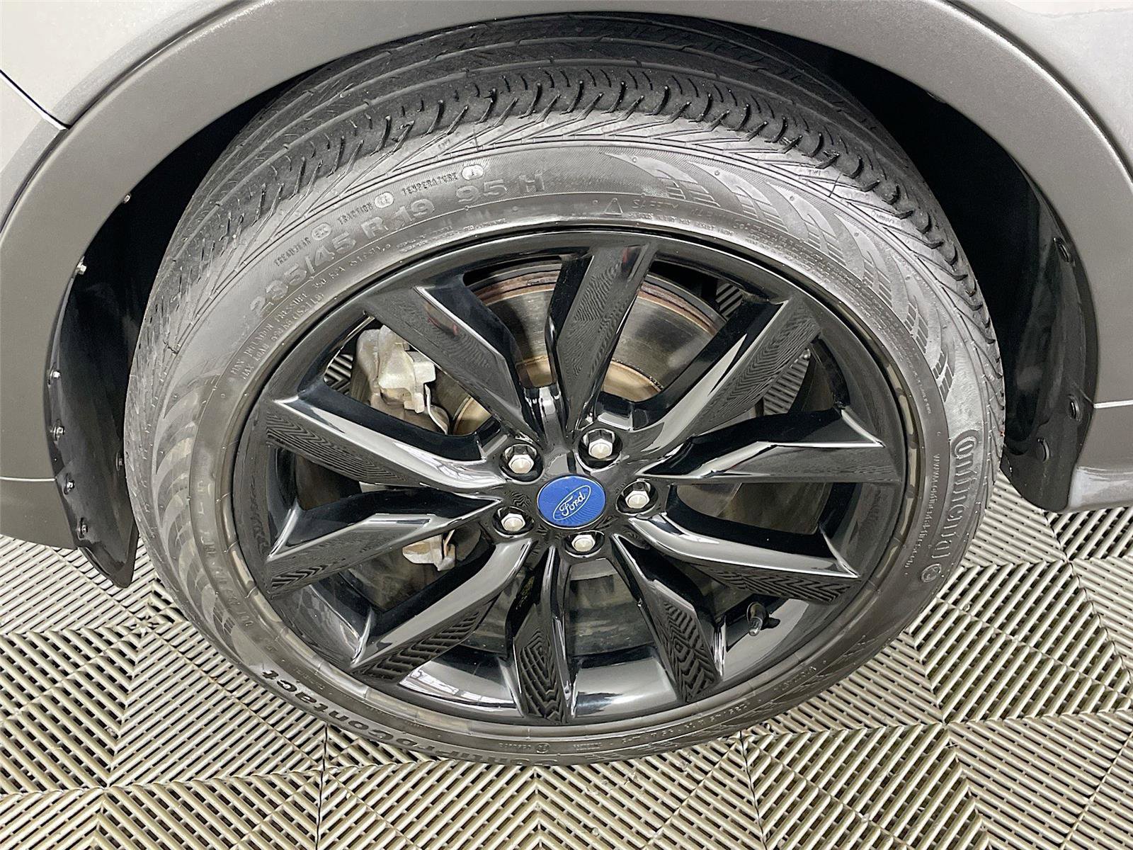 Used 2019 Ford Escape SE image 33